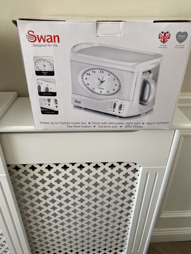 Swan electric teasmaid