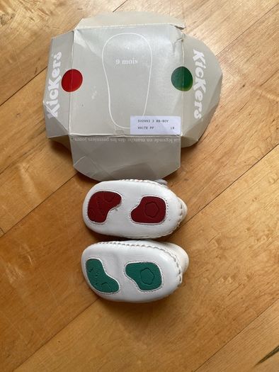 Kickers white leather christening baby booties 0-9 months