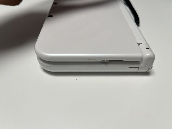 New Nintendo 3DS LL White Modded