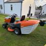 Ride on lawn mower Image 3