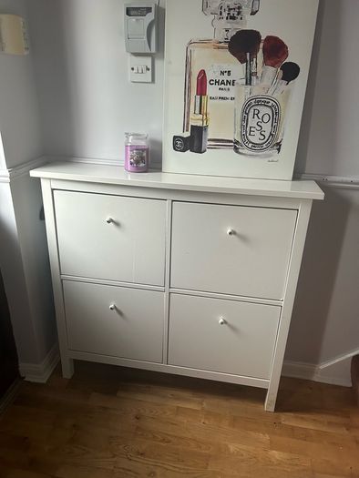 Shoe storage