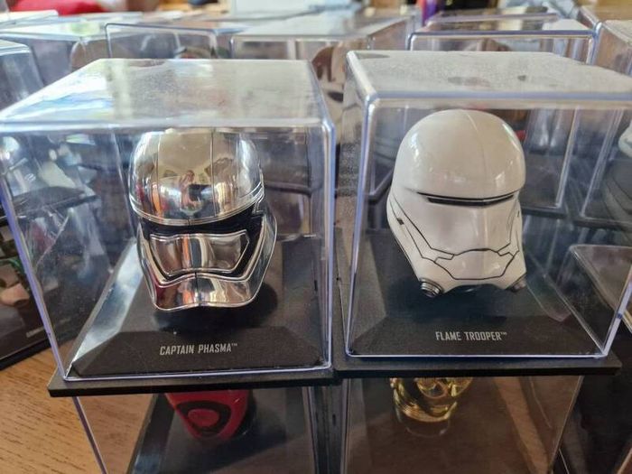 43 Star Wars DeAgostini Helmet collection