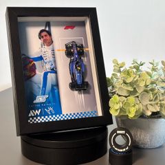 Carlos Sainz F1 Frame - 1:64 Replica #55 Williams F1 Car