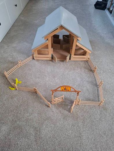 Toy barn