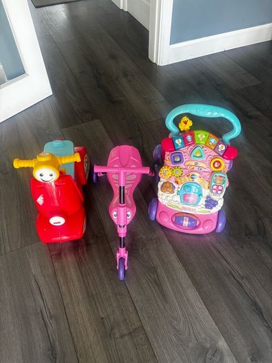 Vtech first steps walker, scuttle bug bundle