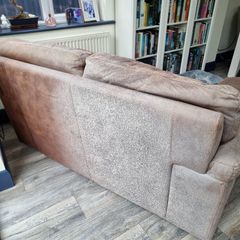 couch, free to collect