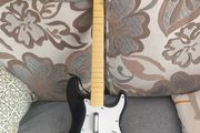Guitar heroes and Rock band guitares