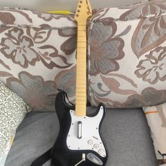 Guitar heroes and Rock band guitares