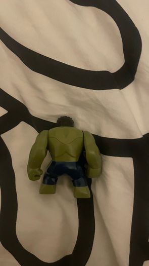 Hulk mini figure