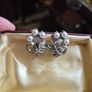 Vintage Pearl and Leaf Earrings Image 2