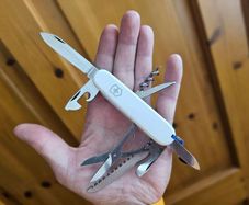 Vintage Victorinox Huntsman 91mm Swiss Army Knife Collectable Discontinued Version with no hook