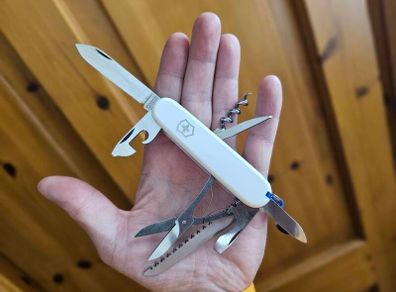 Vintage Victorinox Huntsman 91mm Swiss Army Knife Collectable Discontinued Version with no hook