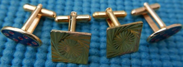Vintage two pairs of Cufflinks