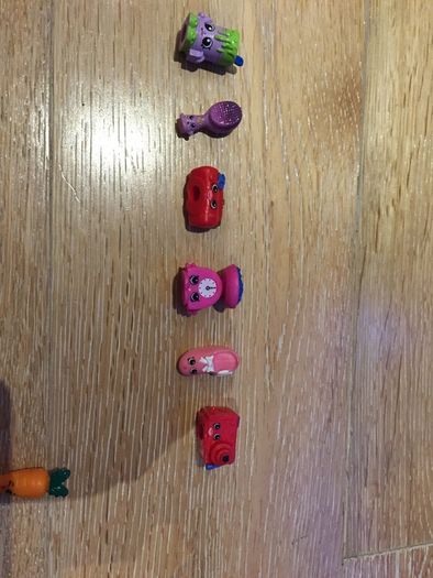 Shopkins Bundle 16 with 6 baskets