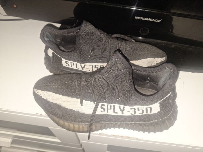 Yeezey oreos size 5