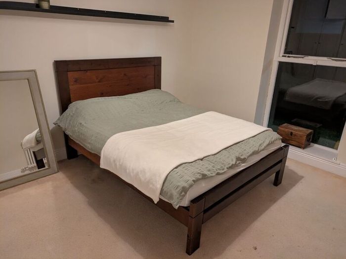 Quality Furniture Set (Sofa, Beds, Antique & More)