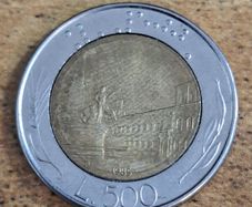 Italy 1985, 500 Lire Coin - free standard postage