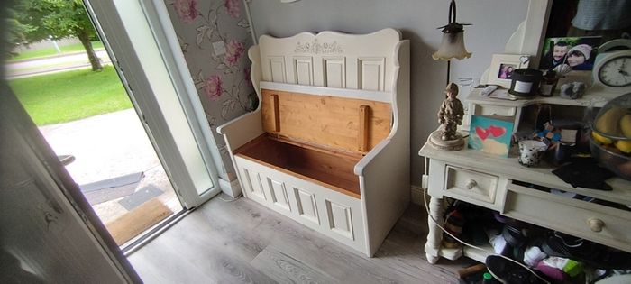 bench storage seat