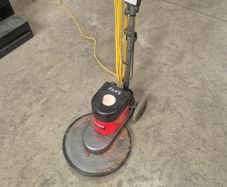 Floor buffer