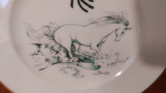 Fabulous Vintage Arklow Pottery Noritake Ireland Ltd Commemorative Plate from the Inauguration Ceremony, 26th May 1977, The Reversed Horse (Hidari-Uma)