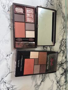 Eyeshadow palette