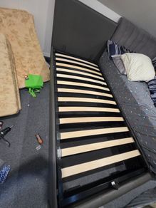 Single bed with mattress hydraulic storage bed