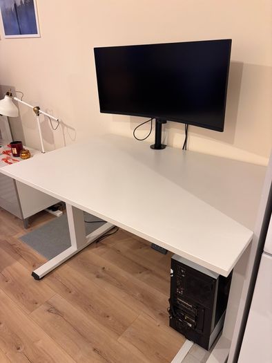 Steelcase Migration SE Sit/Standing Desk