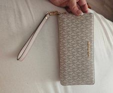 michael kors purse