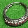 9k gold ring with rubies Image 2