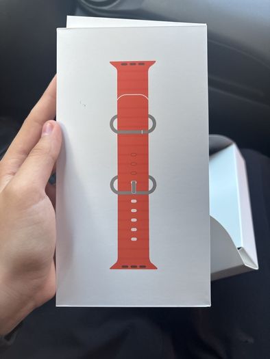 Apple Watch 49mm titanium