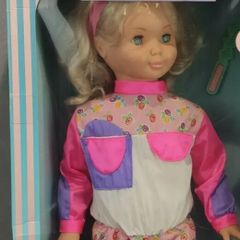 Vintage Famosa Doll - Federica