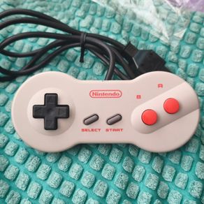 Official Nintendo AV Famicom NES Controller.