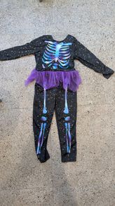 Skeleton costume