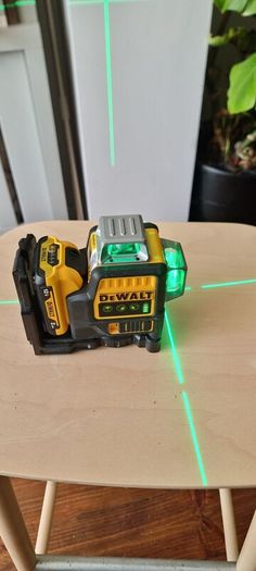 Laser level