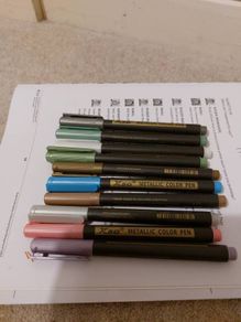 Metalic colour pens