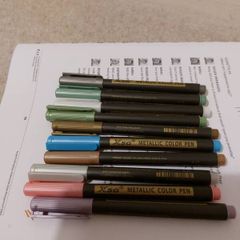 Metalic colour pens