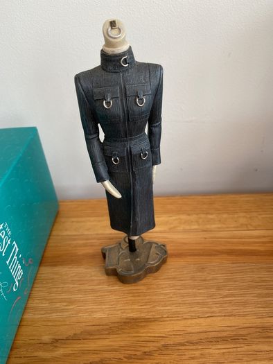 Figurines - The Latest Thing - Collectibles (5 Euro Each)