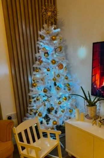 White Christmas tree 6ft