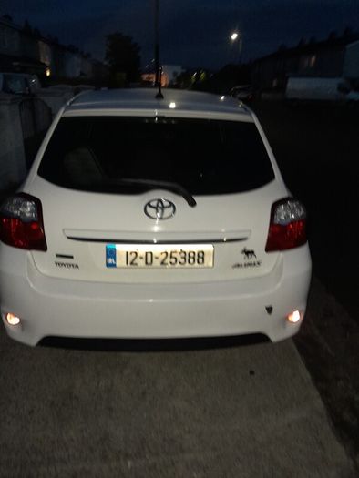 toyoa auris van