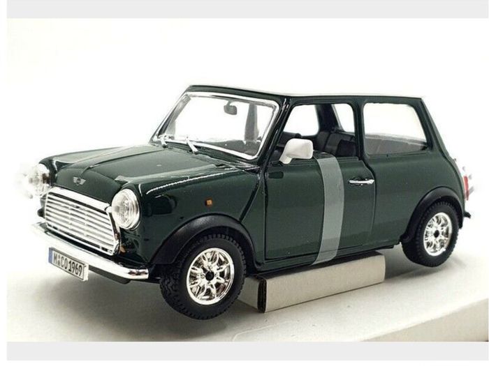 1:24 Scale Mini Cooper Green, Free Post
