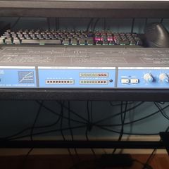 Cloud CX335 Stereo Compressor/Limiter
