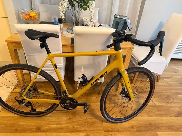 Gravel bike