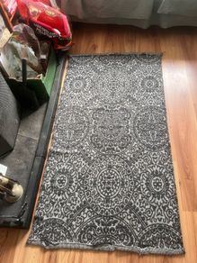 gorgeous charcoal & white rug