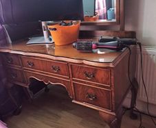 vintage vanity