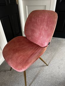 pink vanity chair