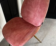 pink vanity chair
