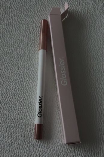 Glossier lip line enhancing pencil 1.2g shade buff