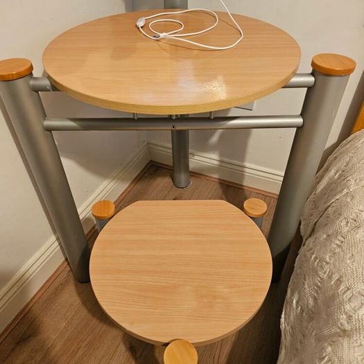 Dressing table