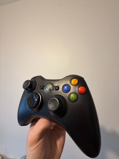 Official Xbox 360 Wireless Controller - Excellent Condition - Black