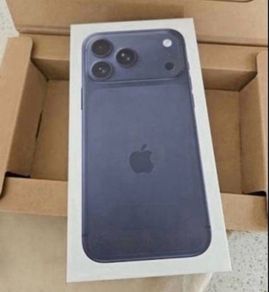 NEW iPhone 17 Pro Max 256GB Deep Blue ( Irish stock )